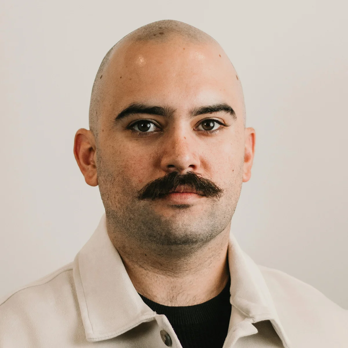 Carlos Mendes, CEO, TechStart Solutions, cliente satisfeito da MiraAgency